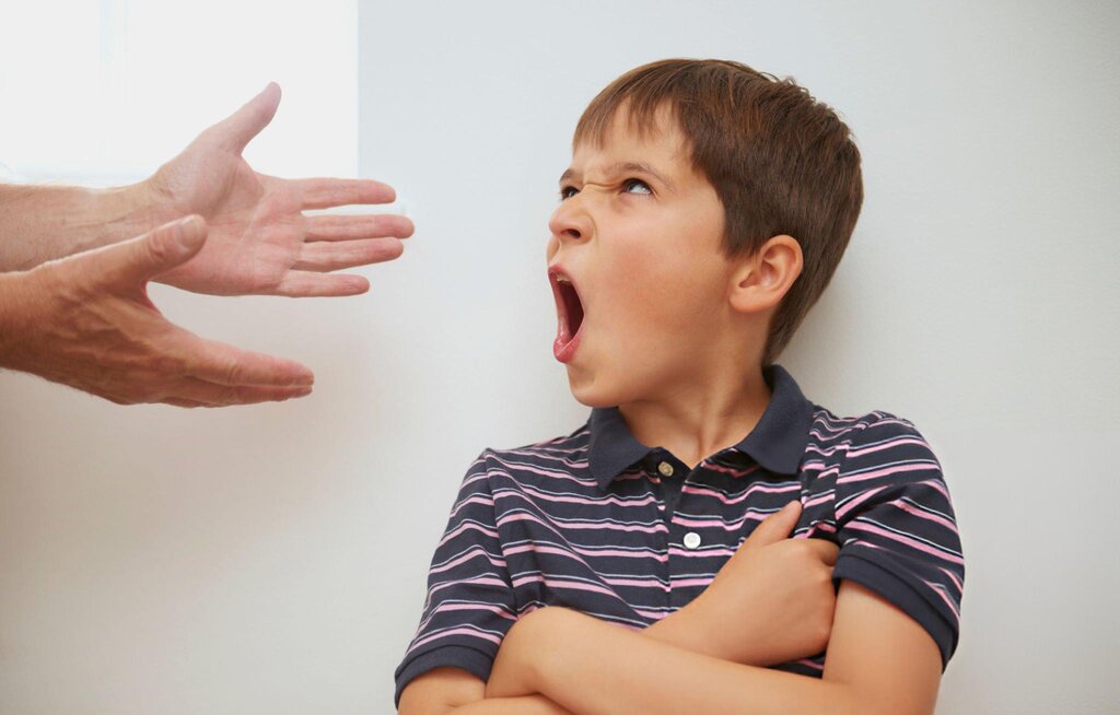 boy_with_autism_refusing_to_go_to_school